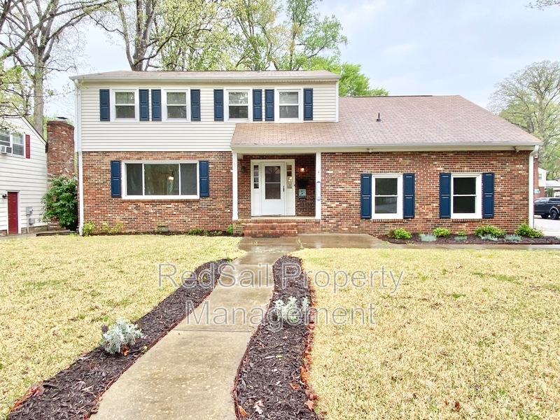 167 Shasta Dr in Newport News, VA - Building Photo