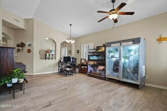 14333 Apache Point Dr in El Paso, TX - Building Photo - Building Photo