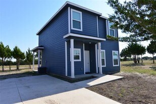 2377 Murphy Ct in Red Oak, TX - Building Photo