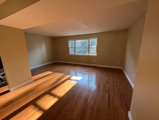 17 Gallorette Ct in Walkersville, MD - Building Photo - Building Photo