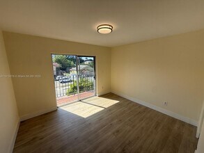 1933 SW 7th St in Miami, FL - Building Photo - Building Photo