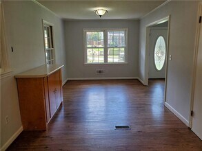 939 Turner Dr SE in Smyrna, GA - Building Photo - Building Photo