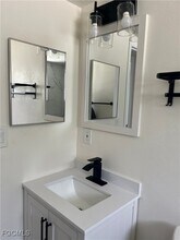 721 Burdick Ave in Tice, FL - Building Photo - Building Photo