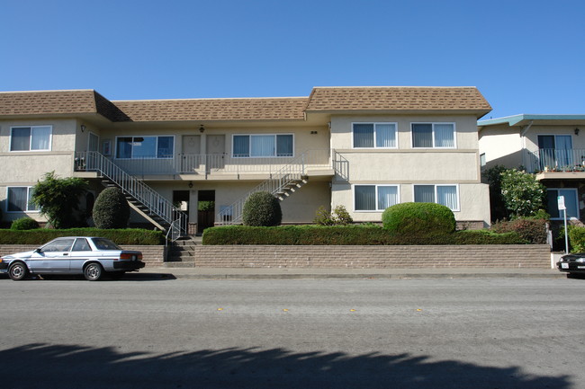 101 Broadway in Millbrae, CA - Building Photo - Building Photo