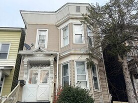 17 Greene St, Unit DOWN in Amsterdam, NY - Building Photo