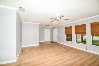 2069 Country Meadows Ln in Sarasota, FL - Building Photo - Building Photo