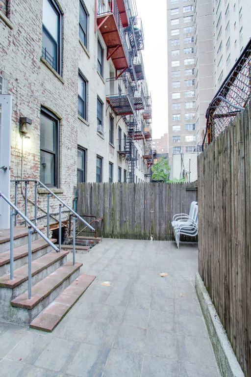 336 E 18th St in New York, NY - Foto de edificio - Building Photo