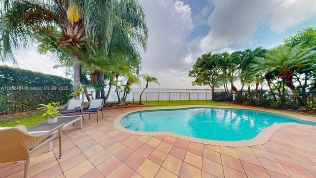 5092 SW 173rd Ave in Miramar, FL - Foto de edificio - Building Photo