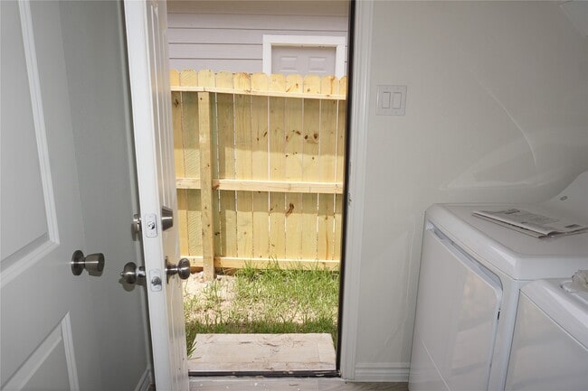 property at 11652 Vistawood St