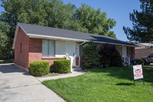 Duplex in Provo, UT - Building Photo