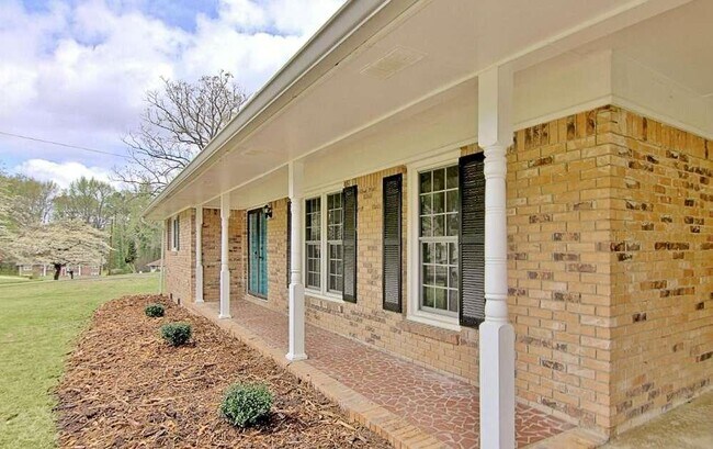 4710 Navaho Cir in College Park, GA - Building Photo - Building Photo