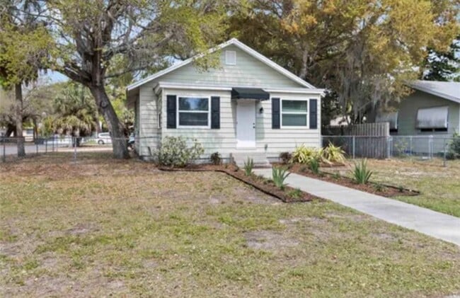 1215 31st St in Sarasota, FL - Building Photo - Building Photo