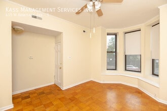 415 W Armitage Ave in Chicago, IL - Building Photo - Building Photo