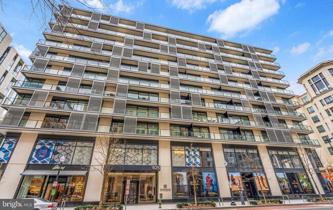 property at 925 H St NW