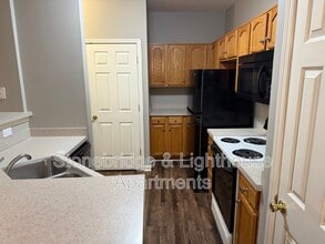 1101 Foghorn Dr in Jeffersonville, IN - Building Photo - Building Photo