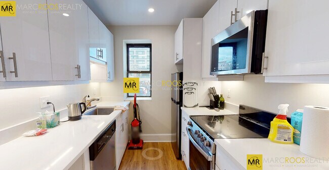 845 Beacon St, Unit 1C in Boston, MA - Building Photo - Building Photo