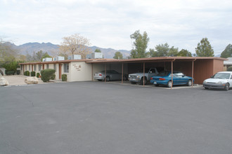 Blacklidge Apartments 8-Plex Tucson, AZ in Tucson, AZ - Foto de edificio - Building Photo