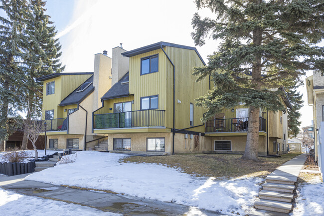 123 13 Av NE in Calgary, AB - Building Photo - Building Photo