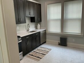 176 Weequahic Ave in Newark, NJ - Building Photo - Building Photo