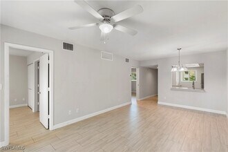 1008 Manatee Rd in Naples, FL - Building Photo - Building Photo