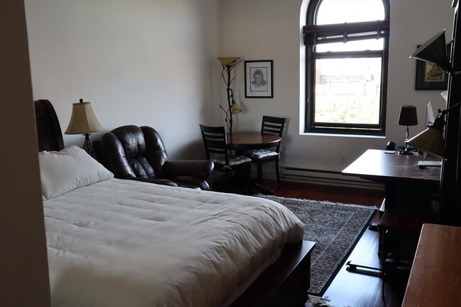 property at 160 Commonwealth Ave