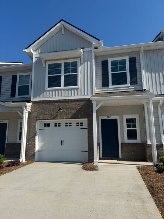106 Rock Cress Trl in Greenville, SC - Building Photo