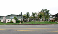 Woodman Garden in Van Nuys, CA - Building Photo - Building Photo