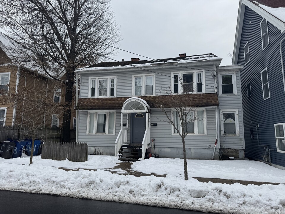 28 Compton St in New Haven, CT - Foto de edificio