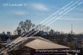 229 Cleveland St in Nashville, TN - Building Photo - Building Photo