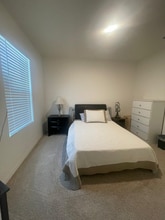 917 N Brack St in Kissimmee, FL - Foto de edificio - Building Photo