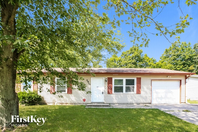 property at 2910 Heatherlea Dr