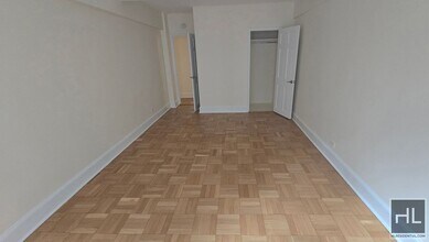 EAST 56 STREET in New York, NY - Building Photo - Building Photo