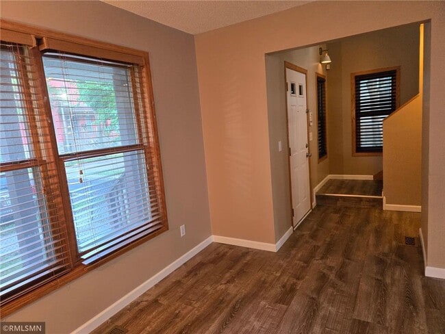 614 S 19th Ave in Minneapolis, MN - Building Photo - Building Photo