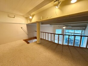 3 N Christopher Columbus Blvd in Philadelphia, PA - Building Photo - Building Photo