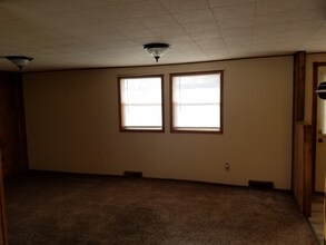625 Beck Ave in Remsen, IA - Building Photo - Building Photo