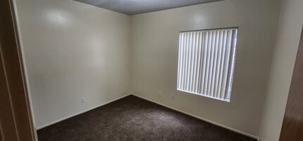 1041 N Mesa Dr in Mesa, AZ - Foto de edificio - Building Photo