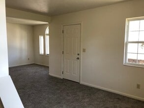 435 Highfield Ave in Canonsburg, PA - Building Photo - Building Photo