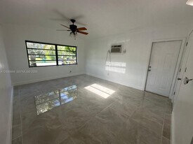9001 SW 197th St in Cutler Bay, FL - Building Photo