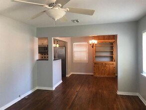 3984 Park Ln in Dallas, TX - Building Photo - Building Photo