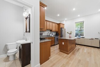 77 North St in Somerville, MA - Building Photo - Building Photo