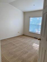 591 Summerfield Dr in Westland, MI - Building Photo - Building Photo