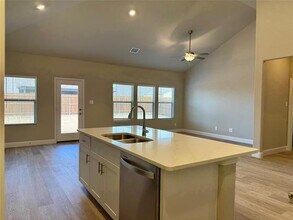 685 Briar Dr in Lavon, TX - Building Photo - Building Photo