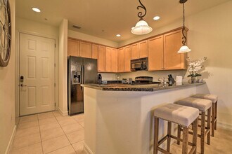 9159 Delano St in Naples, FL - Foto de edificio - Building Photo