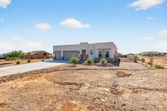 6736 Vaquero Cir in Hereford, AZ - Building Photo - Building Photo