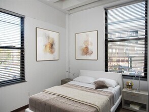 Gurley Lofts in Minneapolis, MN - Foto de edificio - Building Photo