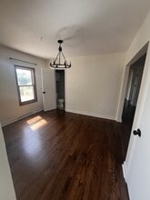 6 Riverview Ln in Bettendorf, IA - Building Photo - Building Photo