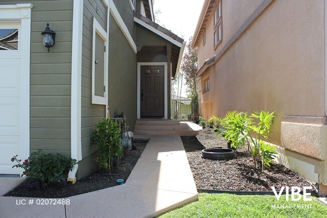 2828 Capella Way in Thousand Oaks, CA - Building Photo - Building Photo