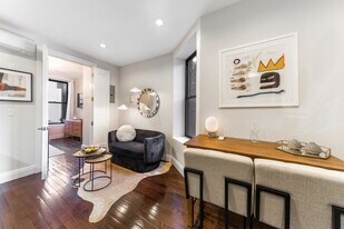 401 E 59th St in New York, NY - Building Photo