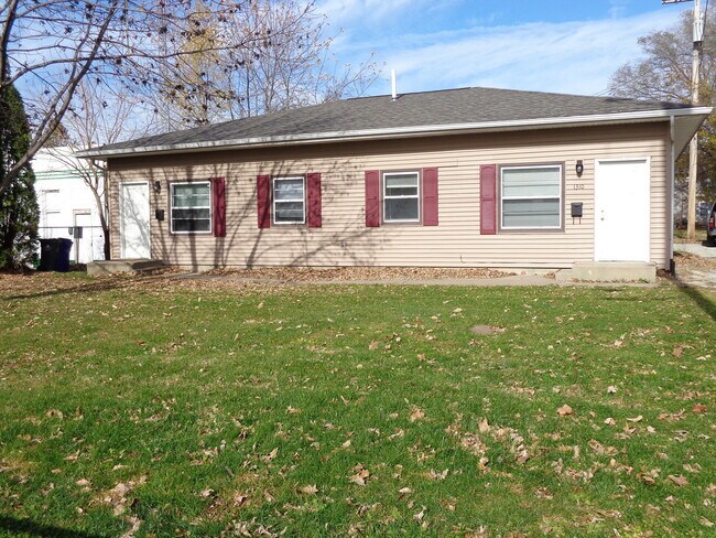 property at 1308-1310 J Ave NE