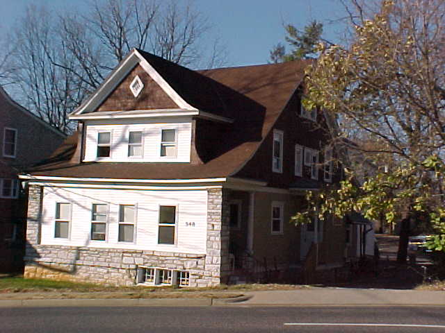 548 E Market St in Harrisonburg, VA - Building Photo - Building Photo